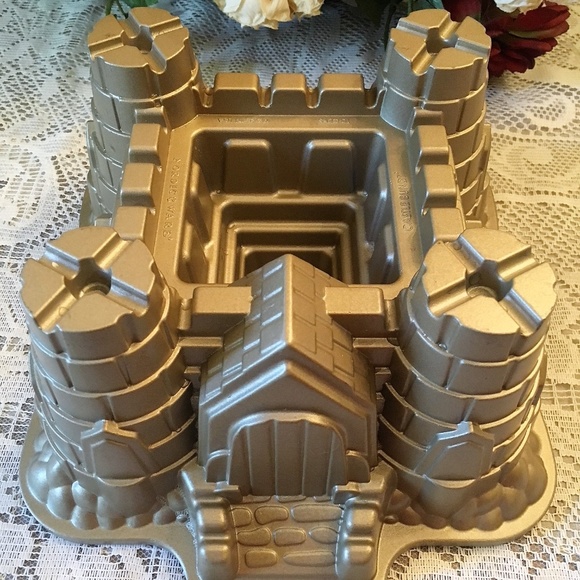 Nordic Ware Kitchen Nordic Ware Castle Bundt Cake Pan Mold Aluminum